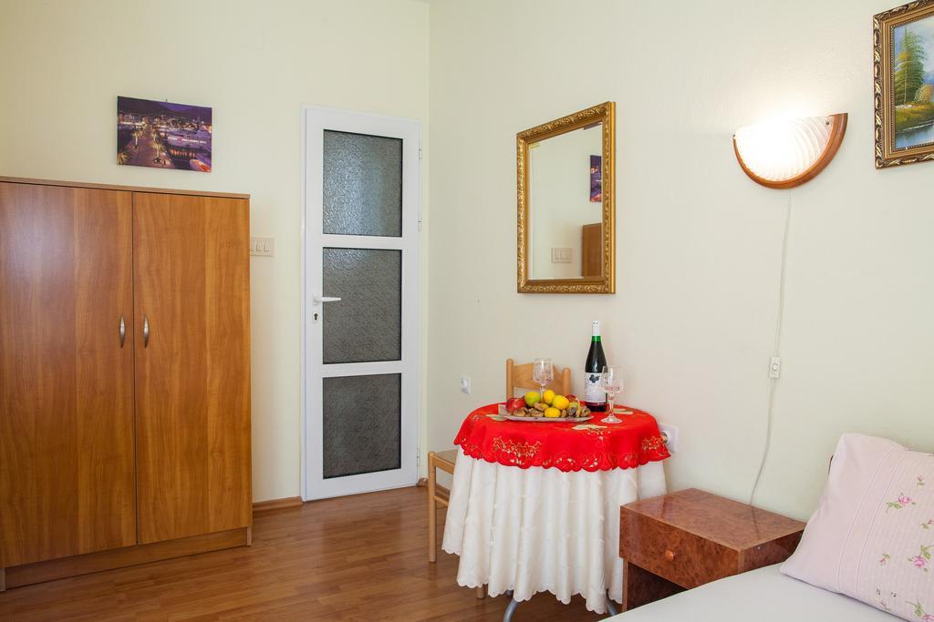 Apartments & Rooms Jelka Κότορ Εξωτερικό φωτογραφία