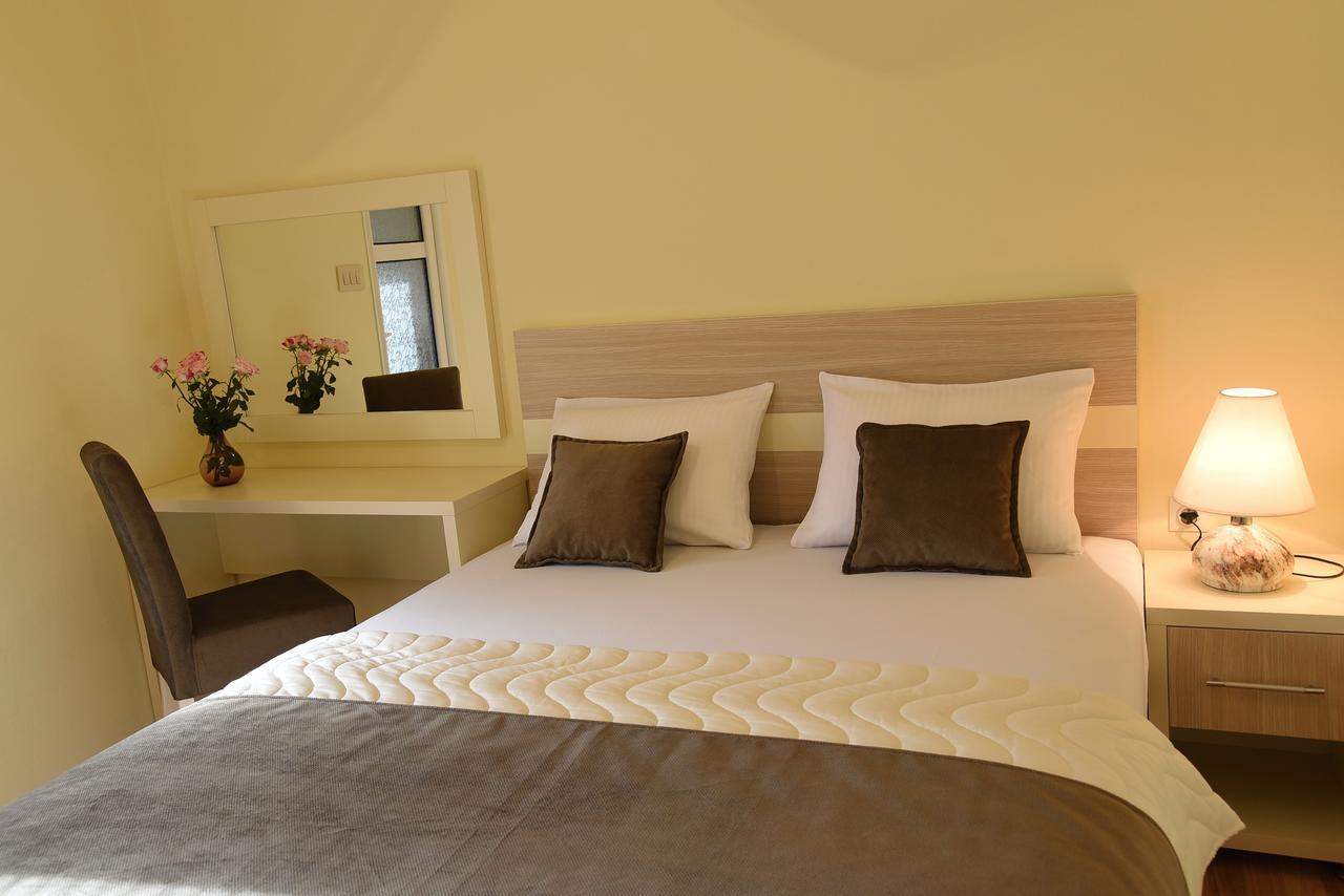 Apartments & Rooms Jelka Κότορ Εξωτερικό φωτογραφία