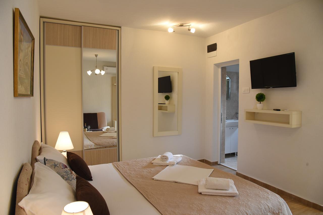 Apartments & Rooms Jelka Κότορ Εξωτερικό φωτογραφία