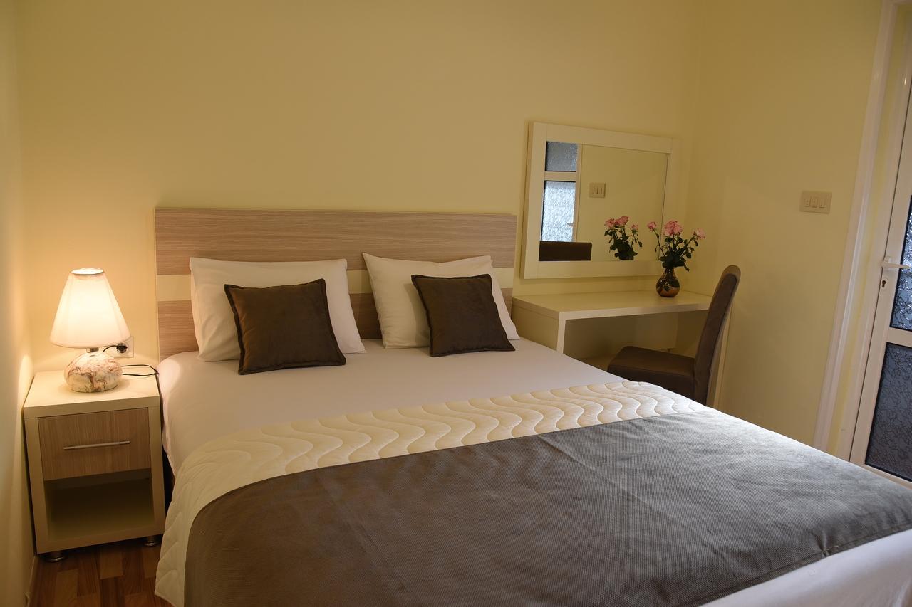 Apartments & Rooms Jelka Κότορ Εξωτερικό φωτογραφία