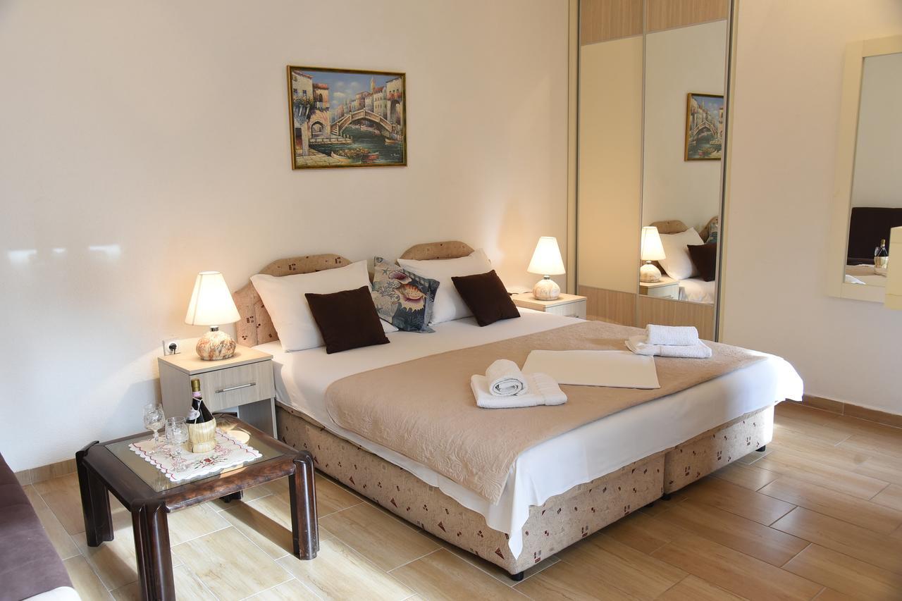 Apartments & Rooms Jelka Κότορ Εξωτερικό φωτογραφία